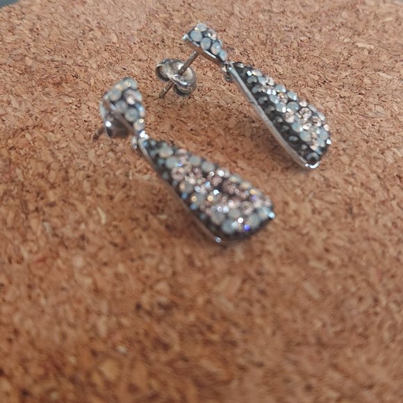 2/$20 [EUC] 925 Silver Earrings with CZ - Picture 2 of 5